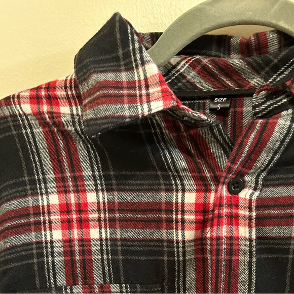 Rolling Stones Sequin
Red Lips Tongue Flannel Shirt Size Small/New Without Tags - Picture 6 of 7